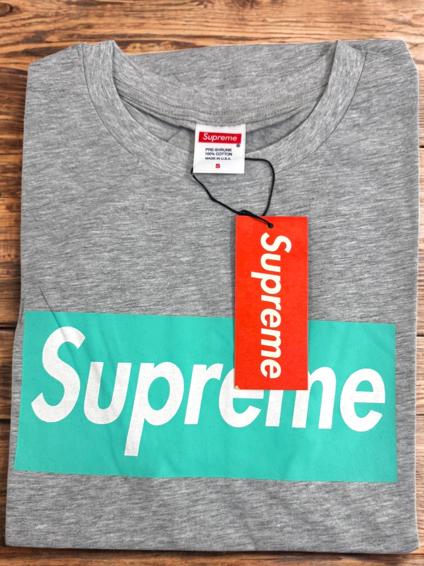 Playera Estilo Urbano Box Logo – 4 Colores